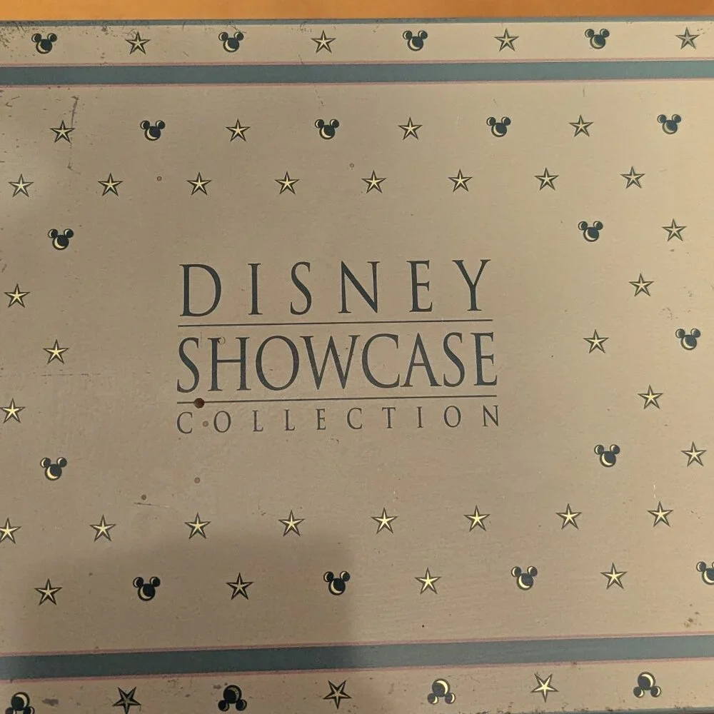 Disney Showcase Collection Cinderella Lenox Classics New in Box COA